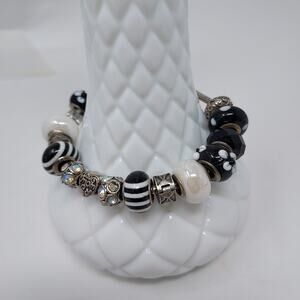 Beaded 18 Charm Bracelet Clasp + 2 Charms Marked 925 UNTESTED Includes Mom Charm